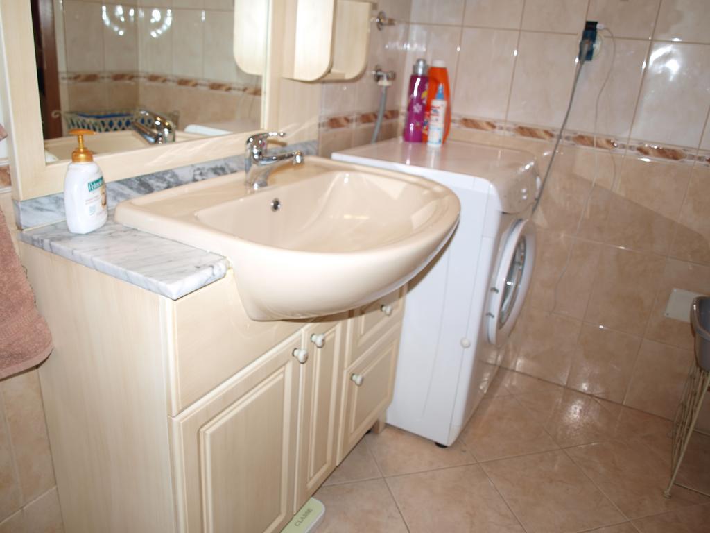 Apartment With A Magical View Split Bagian luar foto