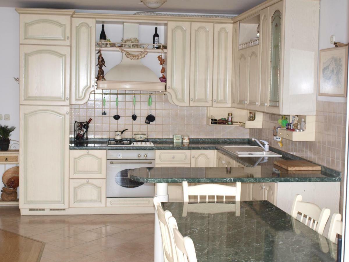 Apartment With A Magical View Split Bagian luar foto